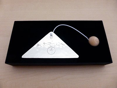 なんとも不思議な余韻を感じる音が、、、宇宙を感じました